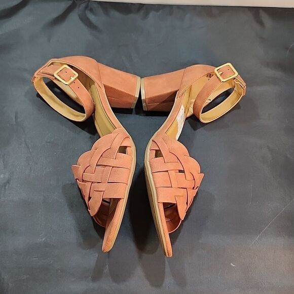 BRAND NEW WHITEMT LOW BLOCK-HEEL ADJUSTABLE BUCKLE WOMEN'S WIDE BRAIDED SANDAL - Picture 12 of 15